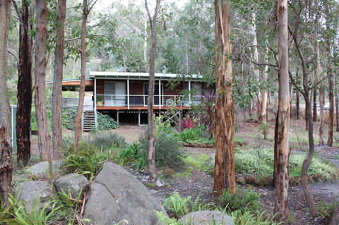 Francisca\'s Cottage - Tourism Hervey Bay 1