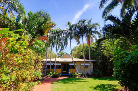 Habitat Resort - Tourism Hervey Bay 1