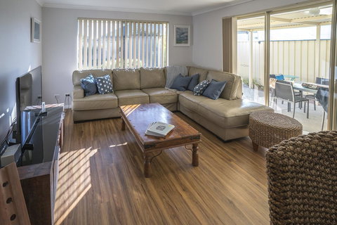 Indoyo Retreat - Hervey Bay Accommodation 3