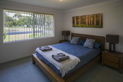 Indoyo Retreat - Hervey Bay Accommodation 7
