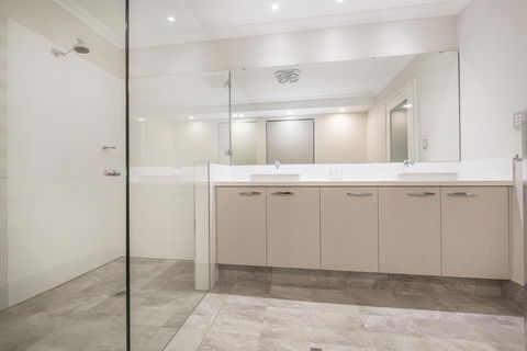 15 Cabot Close - Hervey Bay Accommodation 6