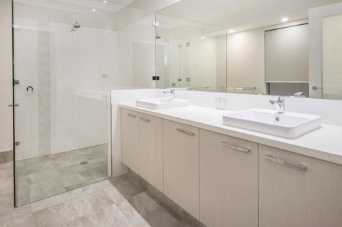 15 Cabot Close - Hervey Bay Accommodation 5