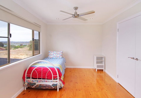 Searenity - Hervey Bay Accommodation 11