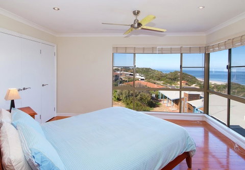 Searenity - Hervey Bay Accommodation 8