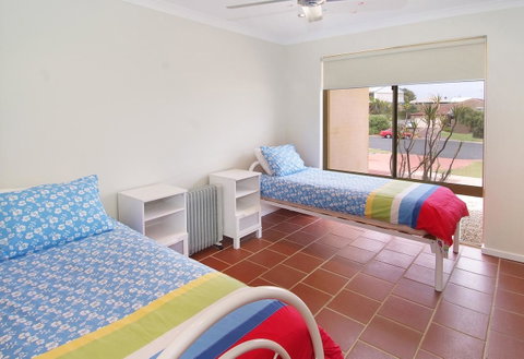 Searenity - Hervey Bay Accommodation 14