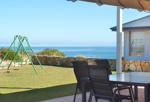 Searenity - Hervey Bay Accommodation 3