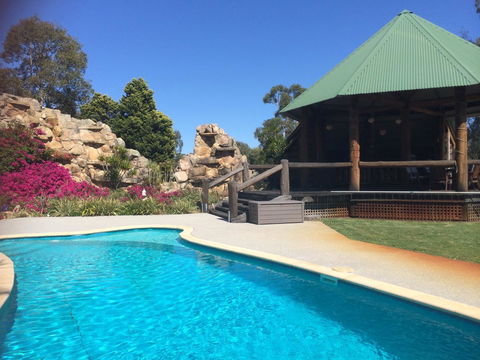 Nivalis Bed And Breakfast - Tourism Hervey Bay 18