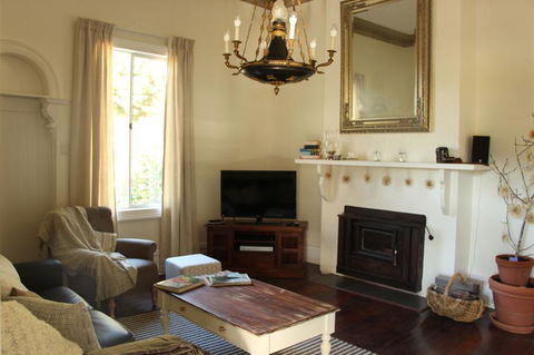Bickley Valley Cottage - Tourism Hervey Bay 10