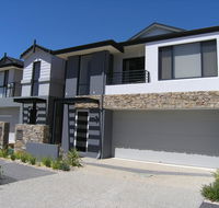 Swan Valley Townhouse - Hervey Bay Accommodation