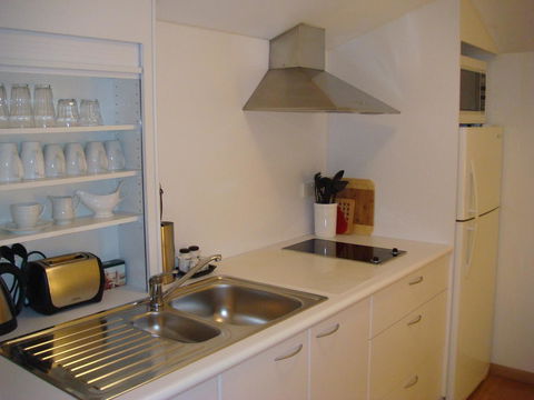 Fremantle Beach Studio - Hervey Bay Accommodation 3