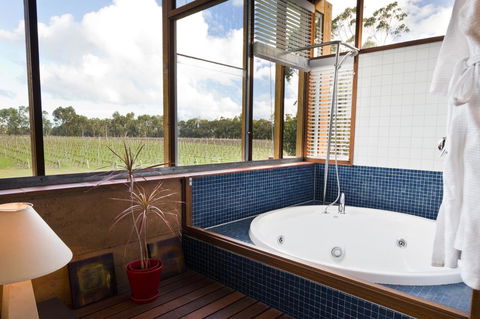 Bettenays Margaret River - Hervey Bay Accommodation 2