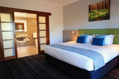 Novotel Vines Resort Swan Valley - Hervey Bay Accommodation 2