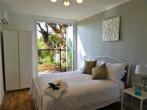 Treetops Cottage - Hervey Bay Accommodation 0