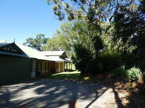 Treetops Cottage - Hervey Bay Accommodation 18