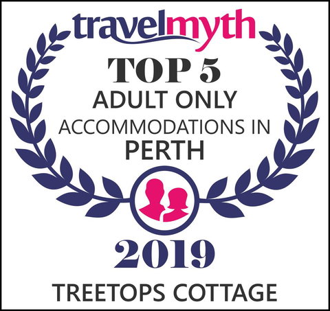 Treetops Cottage - Hervey Bay Accommodation 1