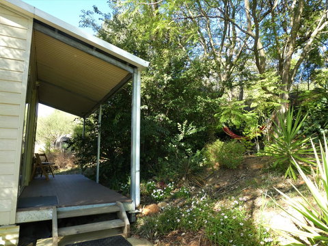 Treetops Cottage - Hervey Bay Accommodation 9