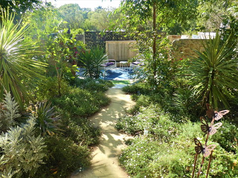 Treetops Cottage - Hervey Bay Accommodation 12