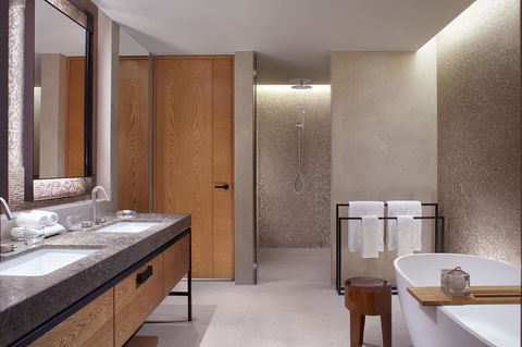 The Ritz-Carlton, Perth - Hervey Bay Accommodation 8
