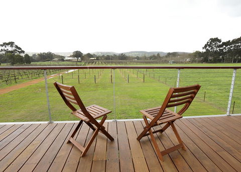 Lot113 Vineyard Accommodation - Hervey Bay Accommodation 5