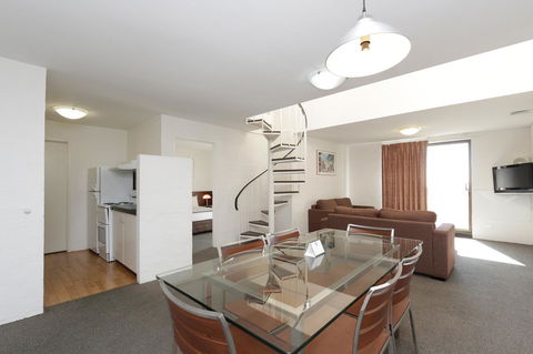 Atrium Hotel Mandurah - Hervey Bay Accommodation 17