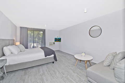 Atrium Hotel Mandurah - Hervey Bay Accommodation 14