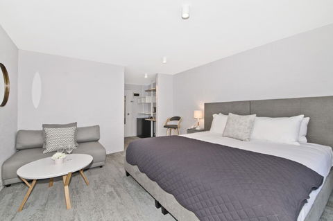 Atrium Hotel Mandurah - Hervey Bay Accommodation 16