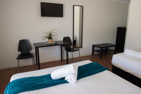 Jurien Bay Hotel Motel - Hervey Bay Accommodation 8