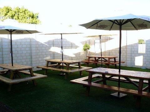 Jurien Bay Hotel Motel - Hervey Bay Accommodation 22