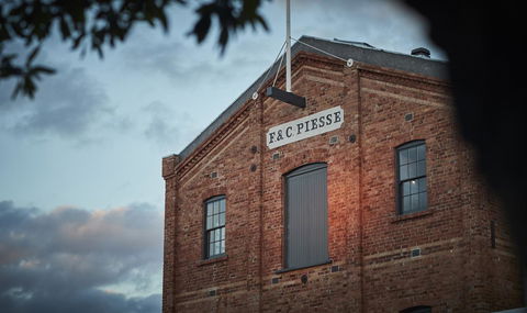 The Premier Mill Hotel - Hervey Bay Accommodation 12
