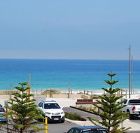 Absolute Beachfront Scarborough - Hervey Bay Accommodation
