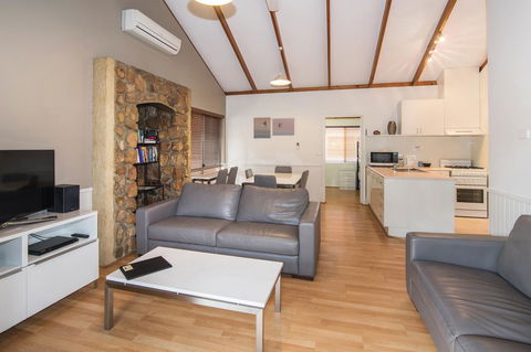 Bay Village Resort Dunsborough - Hervey Bay Accommodation 10