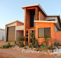 31 Inggarda Lane - Spectacular Views with a Private Jetty and Wi-Fi - Tourism Hervey Bay