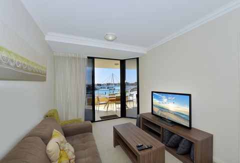 Dolphin Quay Apartments - Hervey Bay Accommodation 10