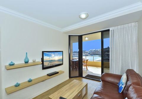 Dolphin Quay Apartments - Hervey Bay Accommodation 11