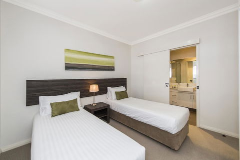 Dolphin Quay Apartments - Hervey Bay Accommodation 44