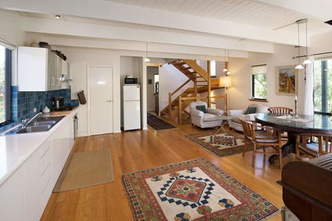 Orion Studio With Ocean Views - Tourism Hervey Bay 0