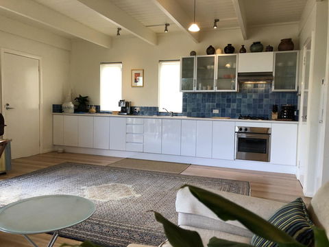 Orion Studio With Ocean Views - Tourism Hervey Bay 4