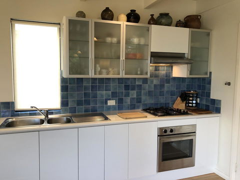 Orion Studio With Ocean Views - Tourism Hervey Bay 5