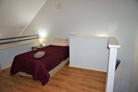 Osprey Holiday Village Unit 122 2 Bedroom - Tourism Hervey Bay 9