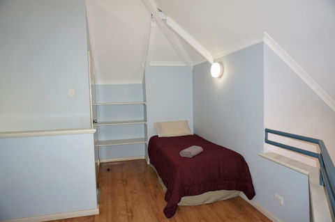 Osprey Holiday Village Unit 122 2 Bedroom - Tourism Hervey Bay 10