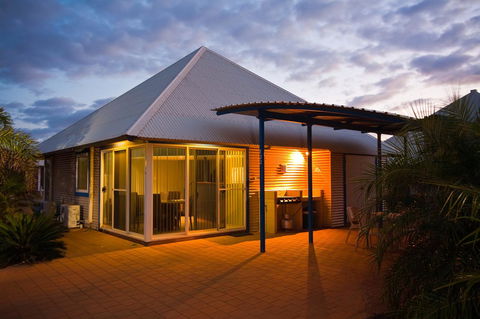 Osprey Holiday Village Unit 122 2 Bedroom - Tourism Hervey Bay 13
