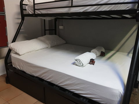 JJ's Backpackers - Hervey Bay Accommodation 17