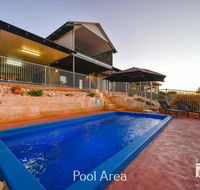 3 Kestrel Place - PRIVATE JETTY  POOL - Tourism Hervey Bay