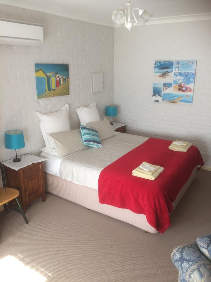 Neerabup WA Hervey Bay Accommodation