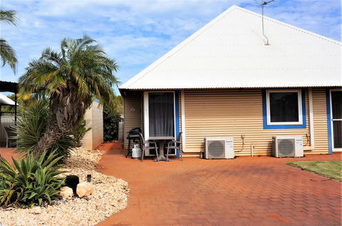 Osprey Holiday Village Unit 213 1 Bedroom - Tourism Hervey Bay 1