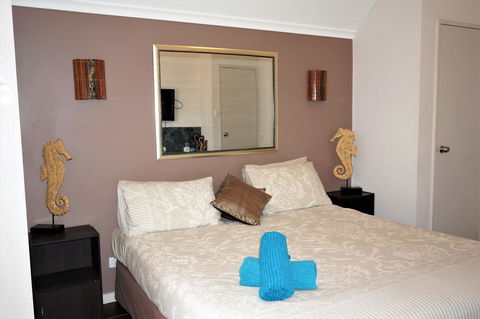 Osprey Holiday Village Unit 213 1 Bedroom - Tourism Hervey Bay 3