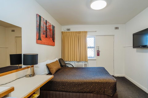 Canning Bridge Auto Lodge - Hervey Bay Accommodation 20