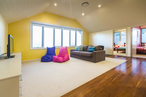 Arthouse - Tourism Hervey Bay 21