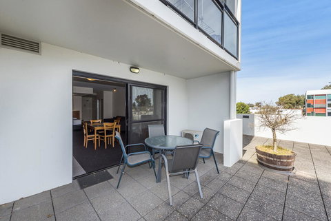 Ascot Quays Apartment 102 - Hervey Bay Accommodation 11