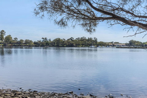 Ascot Quays Apartment 102 - Hervey Bay Accommodation 6